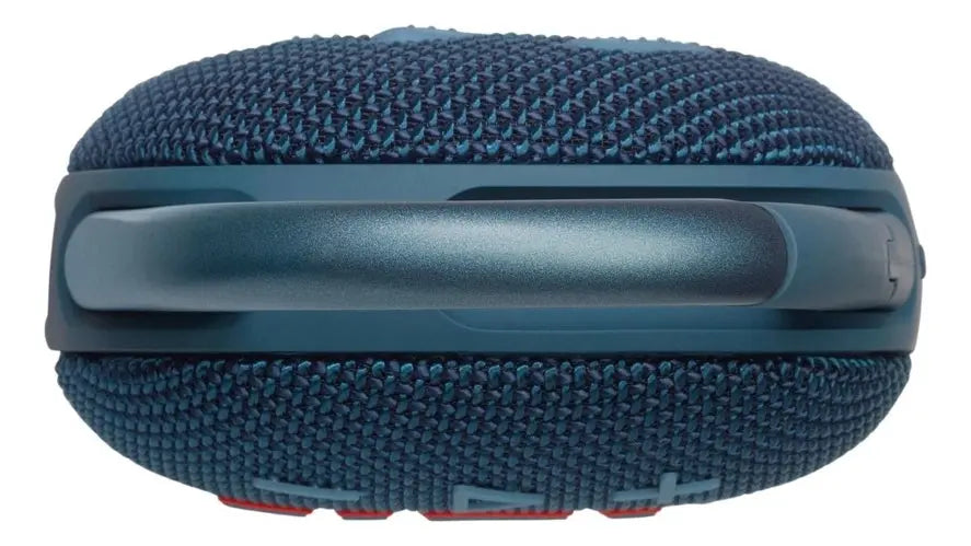 Bocina portátil JBL Clip 5 Bluetooth color azul con malla y clip metálico