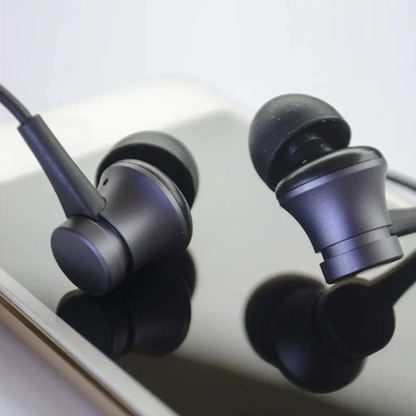 Audífonos In-Ear Xiaomi Mi In-Ear Jack 3.5mm con Micrófono